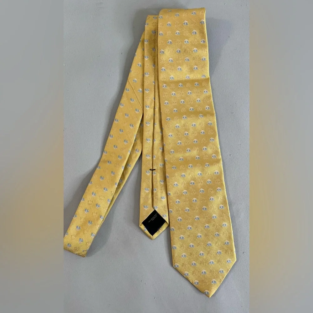 Brooks Brothers  Men’s Yellow Silk Tie NWT‎ !